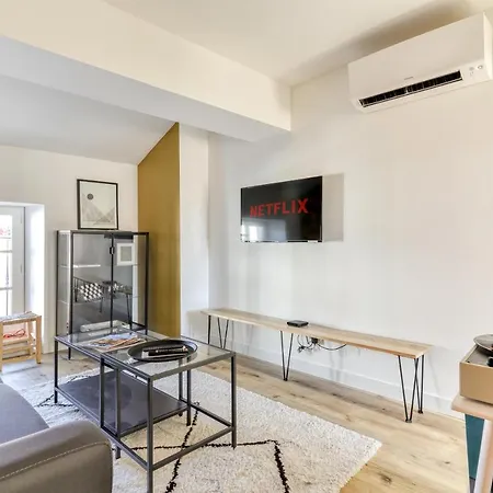 Le 11 Jacuzzi Avec Terrasses Clim Netflix Parking קרקסון