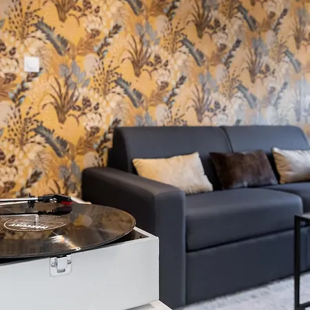 Les Cles De Laure - Le 11 Jacuzzi Avec Terrasses Clim Netflix Parking * Carcasona